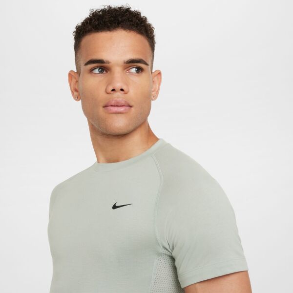 M NK DF FLEX REP SS TOP