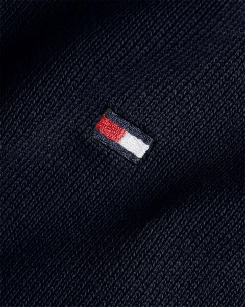 WCC SIGNATURE V NECK