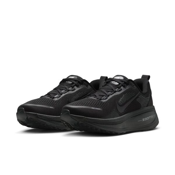 W NIKE VOMERO 18