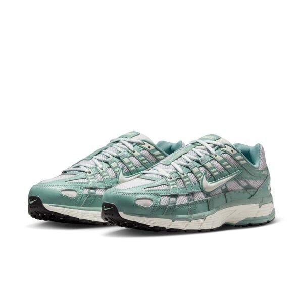 W NIKE P-6000