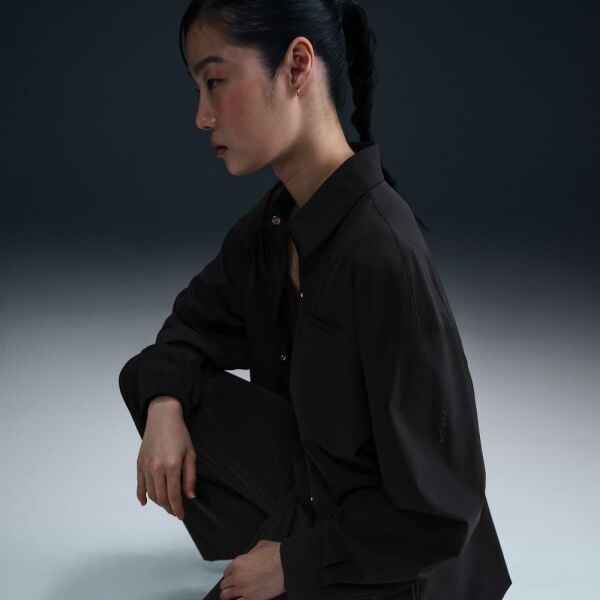 W NK 24.7 DF LS SHIRT WVN