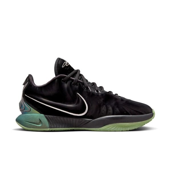 LEBRON XXI