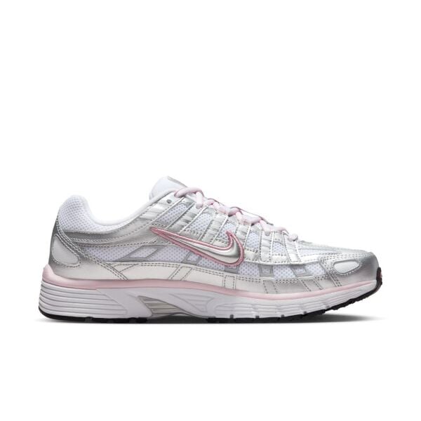 W NIKE P-6000
