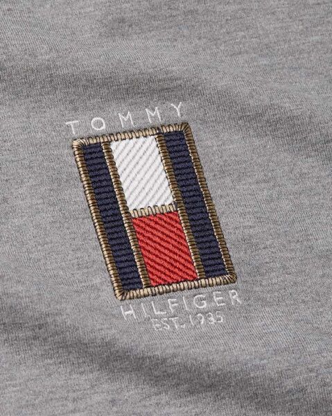 VERTICAL FLAG TEE