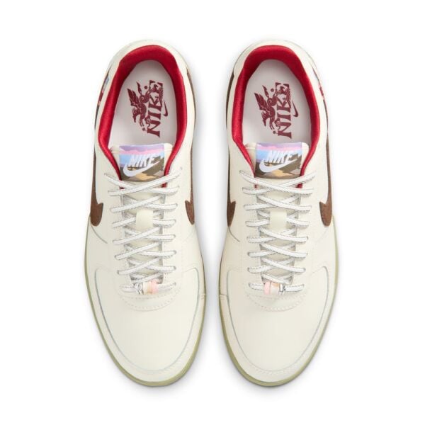 WMNS NIKE FIELD GENERAL