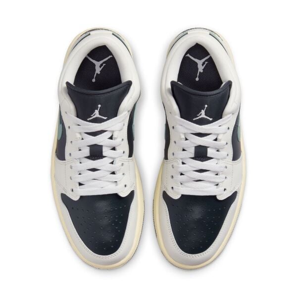 WMNS AIR JORDAN 1 LOW
