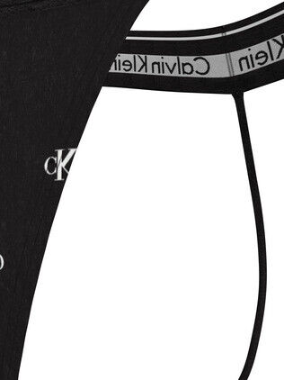STRING THONG