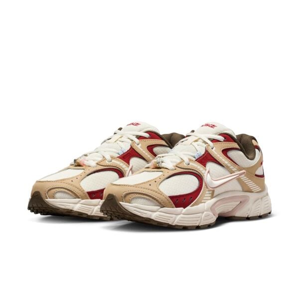 W NIKE V5 RNR