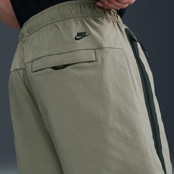 M NK TECH GX WOVEN SHORT