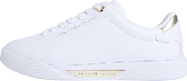 ESSENTIAL CHIC COURT SNEAKER
