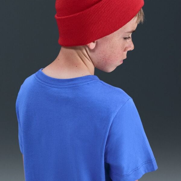 K NSW TEE EMB FUTURA LBR