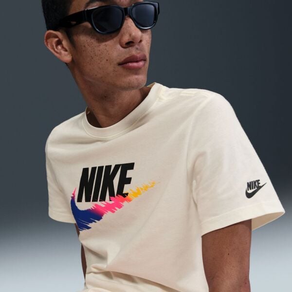 M NSW TEE 6MO FTRA SP25