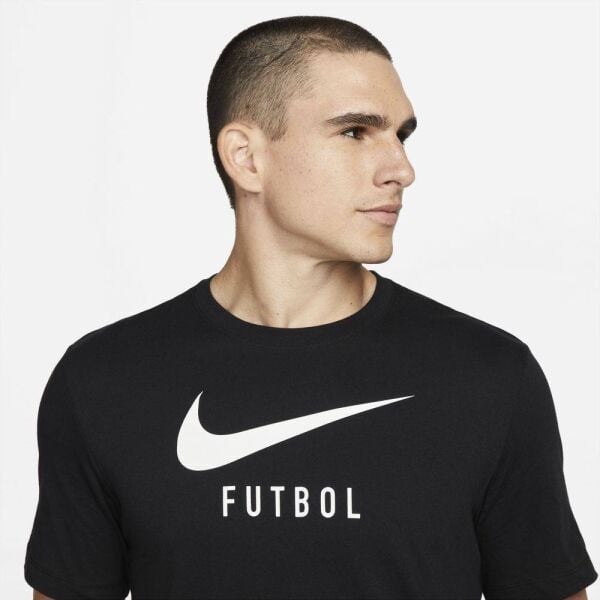 M NK SWSH FTBL SCCR TEE