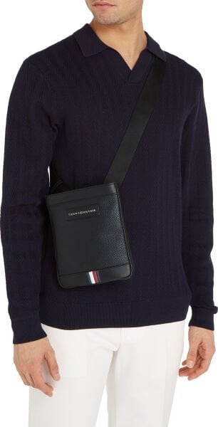 TH BUSINESS MINI CROSSOVER