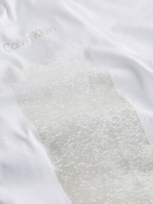 FLOCK CONCRETE GRAPHIC T-SHIRT