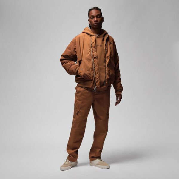 M J ESS STMT CHICAGO PANT