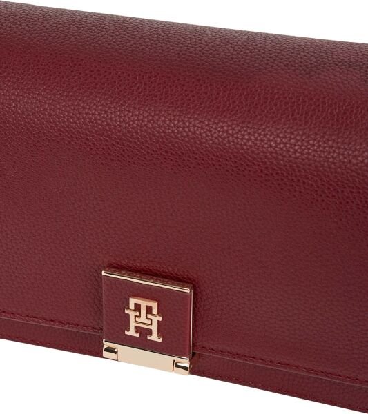 TH HER MED CROSSOVER