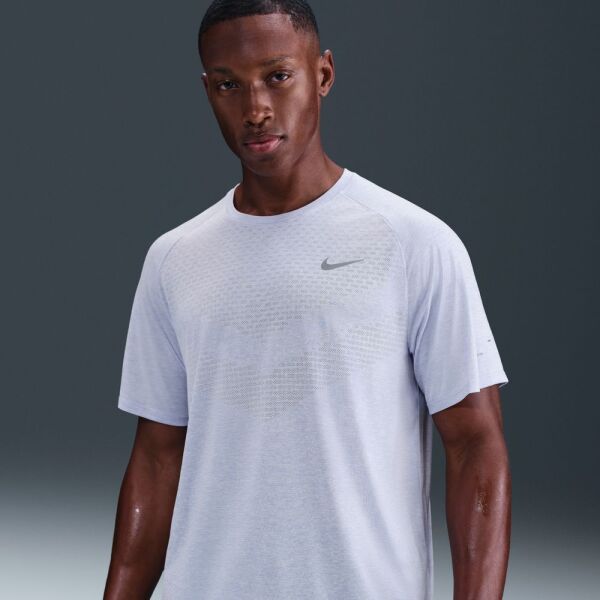 M NK DFADV STRIDE SS TOP