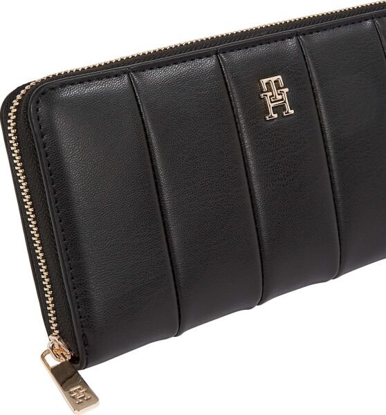 TH ICON LRG ZA QUILTED