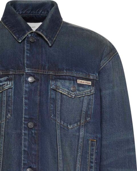 90S SCARBOROUGH TRUCKER