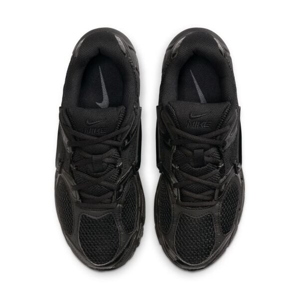 W NIKE V5 RNR