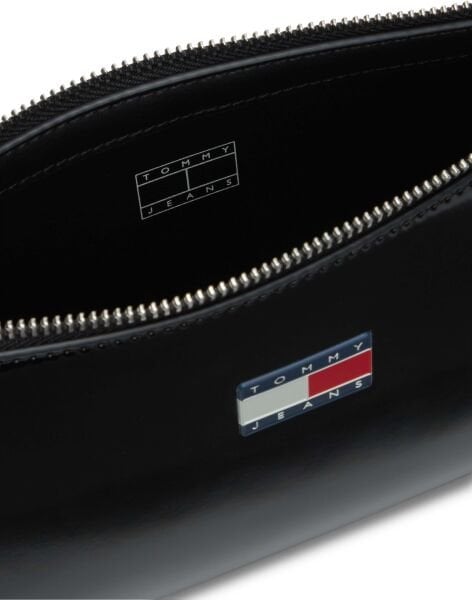 TJW MUST SHOULDER BAG