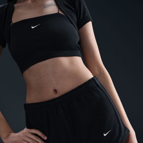 W NSW NK CHLL WFL MR 3'' SHORT