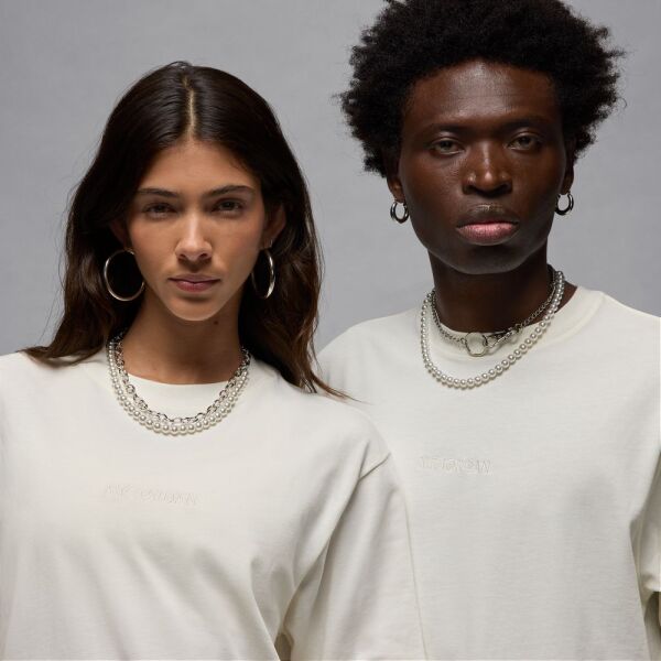 M J AIR JDN WM 85 SS TEE