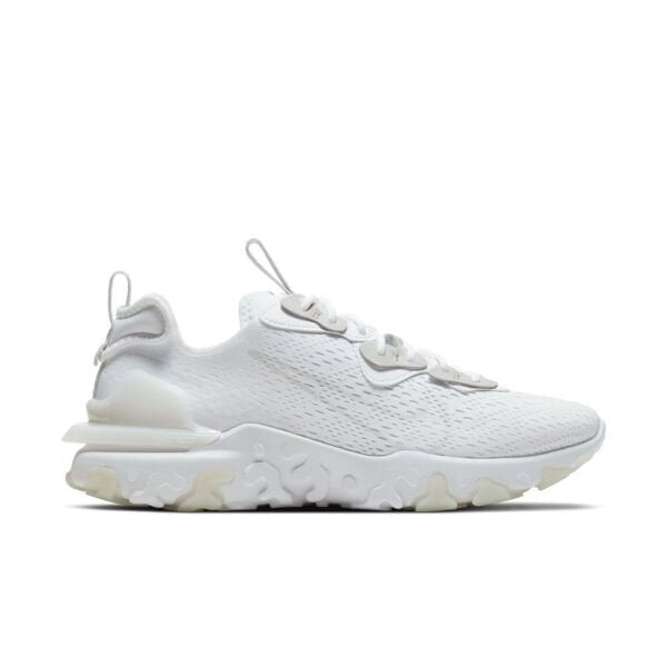 NIKE REACT VISION