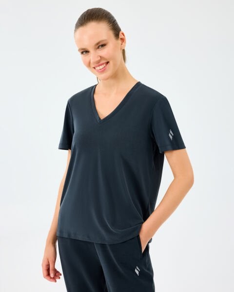 W V Neck T-Shirt