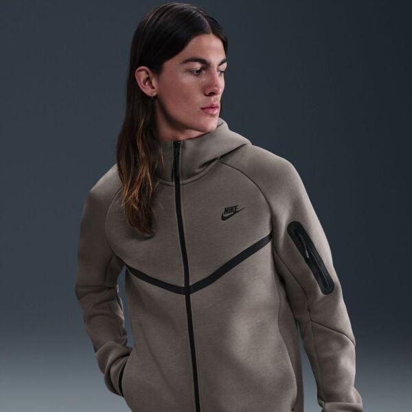 M NK TCH FLC FZ WR HOODIE