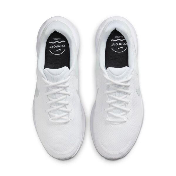 NIKE REVOLUTION 7