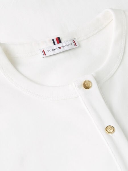 GOLD BUTTON SLIM SS TEE