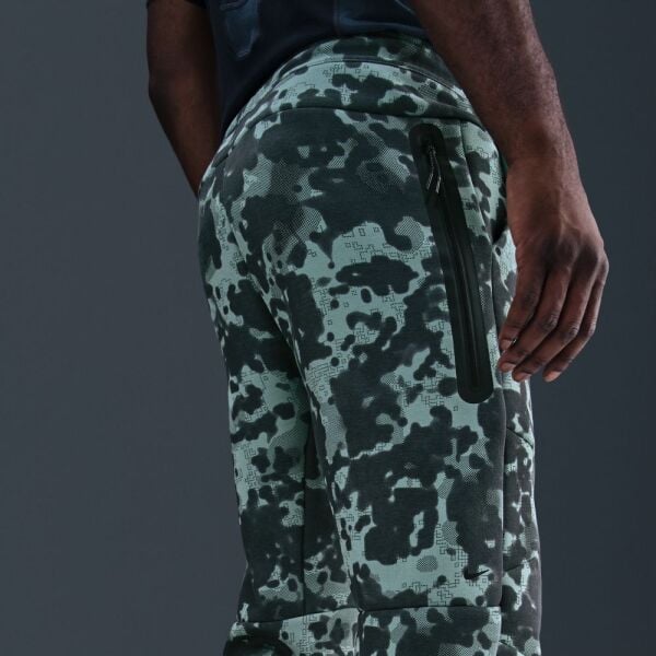 M NK TECH FLC OH PANT CAMO