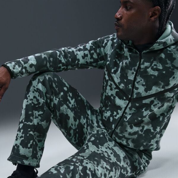 M NK TECH FLC OH PANT CAMO