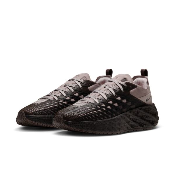 NIKE AVA EDGE