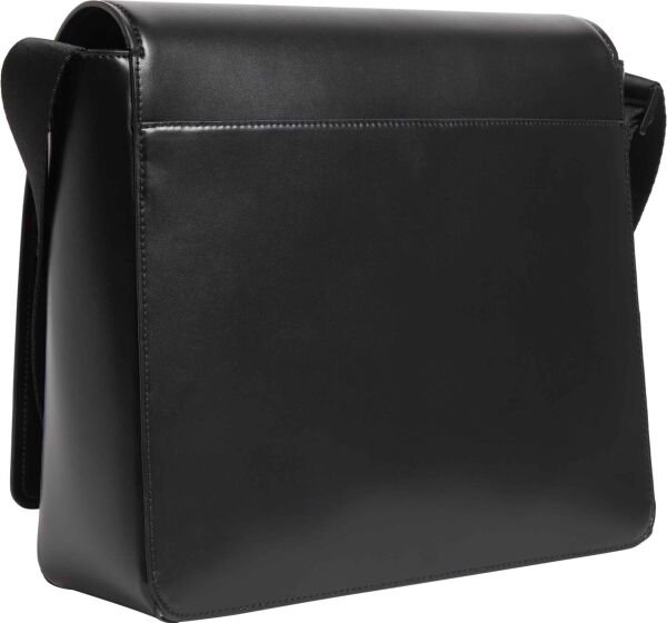 MINIMAL FOCUS MESSENGER