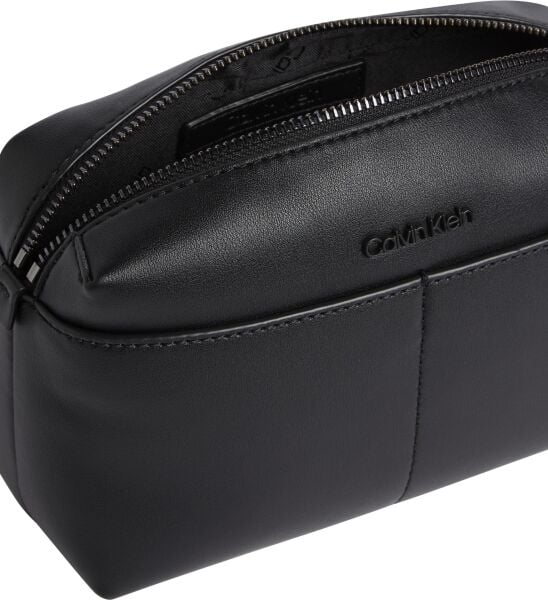 CLEAN ESSENTIAL CAMERA BAG