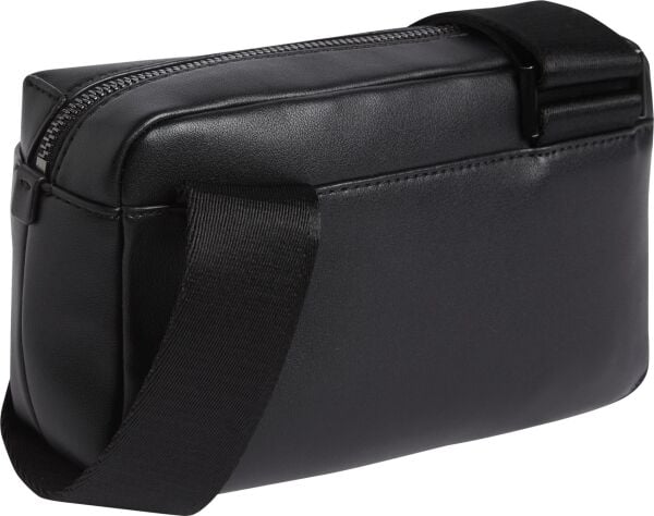 CLEAN ESSENTIAL CAMERA BAG