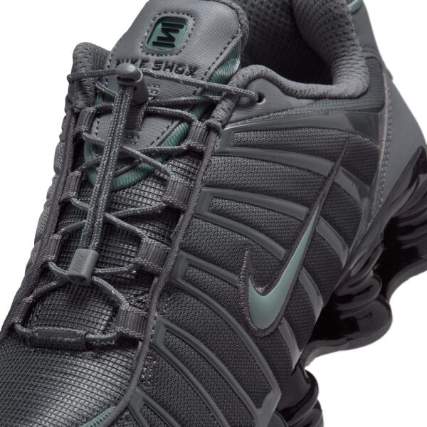 NIKE SHOX TL