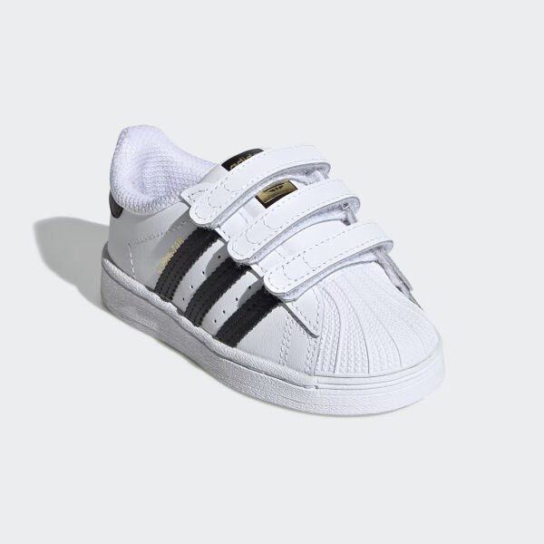 SUPERSTAR