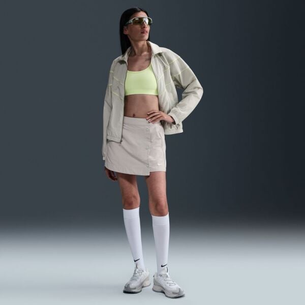 W NSW ESSNTL WVN MR 3'' SKORT