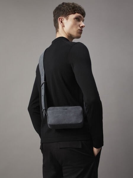 CK REFINED CAMERA BAG NUBUCK
