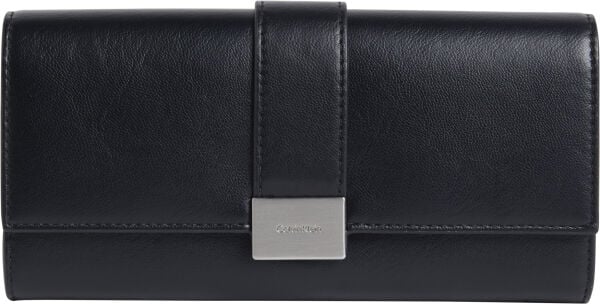 HARDWARE SNAP LARGE WALLET