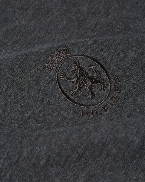 SMALL CREST GRAPHIC TEE