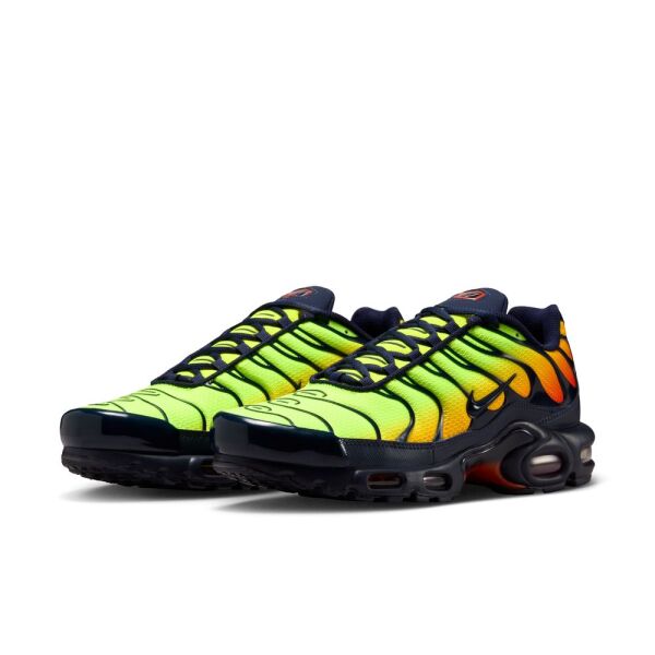 NIKE AIR MAX PLUS