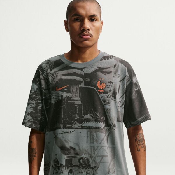 FFF M NK AOP TEE