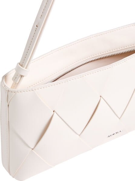 CK WOVEN ELONGATED SHOULDER BA