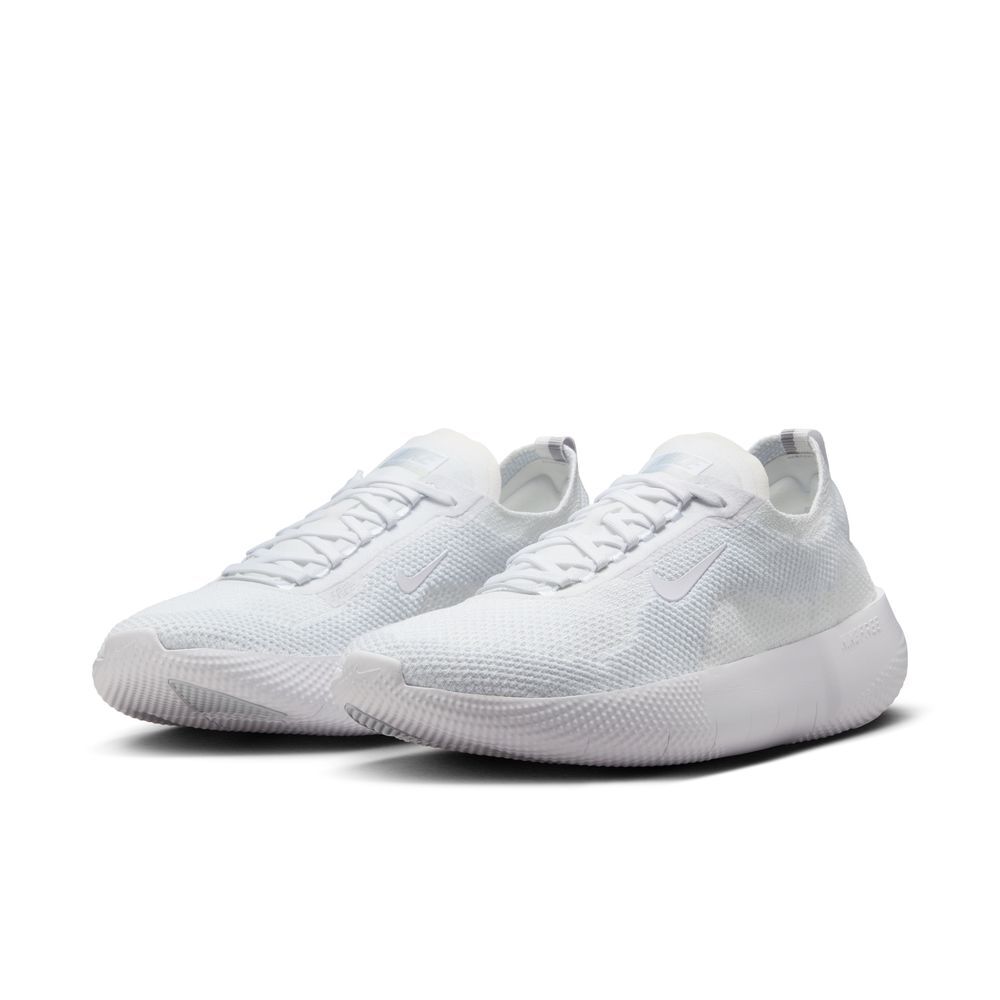NIKE FREE 2025