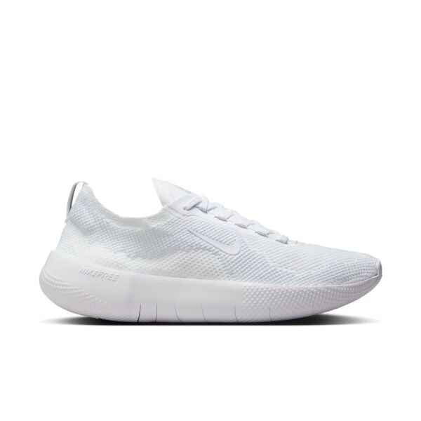 NIKE FREE 2025